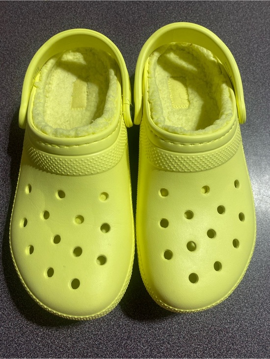 CROCS Shoes - CROCS Kids Fleece-Lined Clogs in Neon Yellow